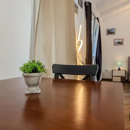 In Centro A Con Parcheggio Privato E Balcone * Olbia